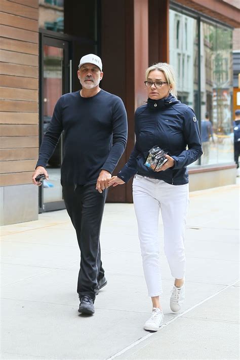 Yolanda Hadid (@yolandahadid) .